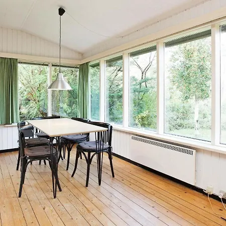 Two-bedroom Holiday In 2 גיללייה
