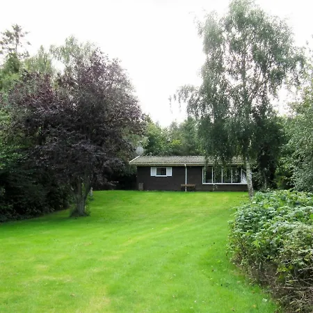 Two-bedroom Holiday In 2 *