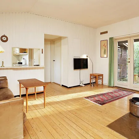 Two-bedroom Holiday In 2 Holiday home