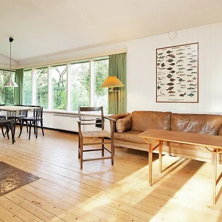 Holiday home Two-bedroom Holiday In 2 *
